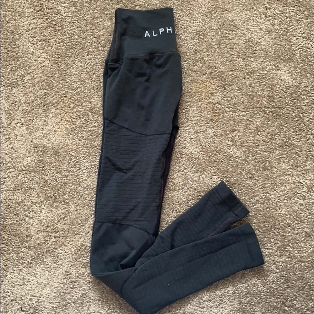 Alphalete revival leggings